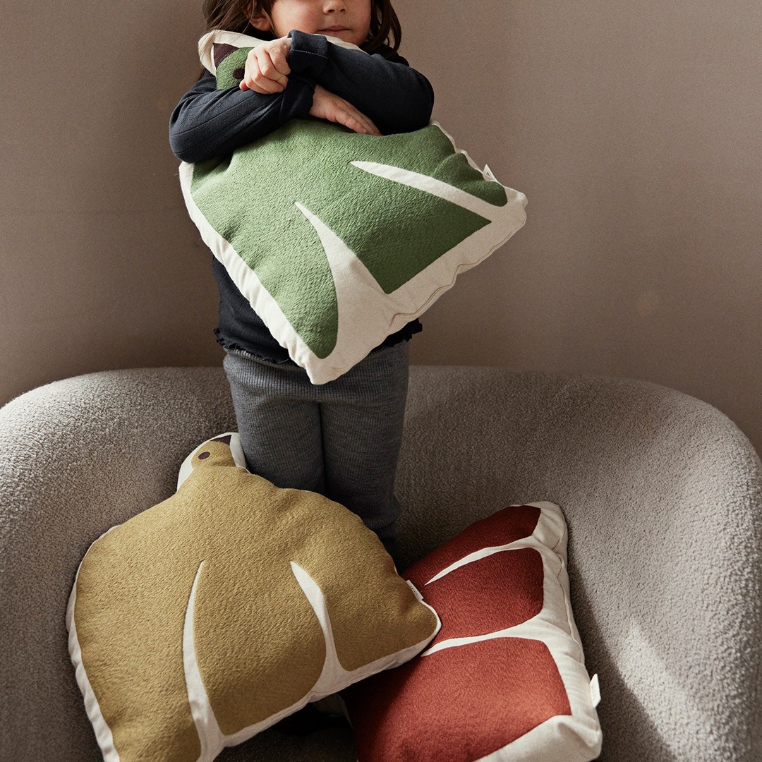 �ڤ櫓���ꡦ50%OFF��Ferm Living Swif Bird Cushion �������� �С��ɥ��å���� ���ܥ��ɥ��꡼�� �٥����ɥ��쥤 ����С��ե����� �̲� ����ƥꥢ �ե������ӥ� ������������Ź��