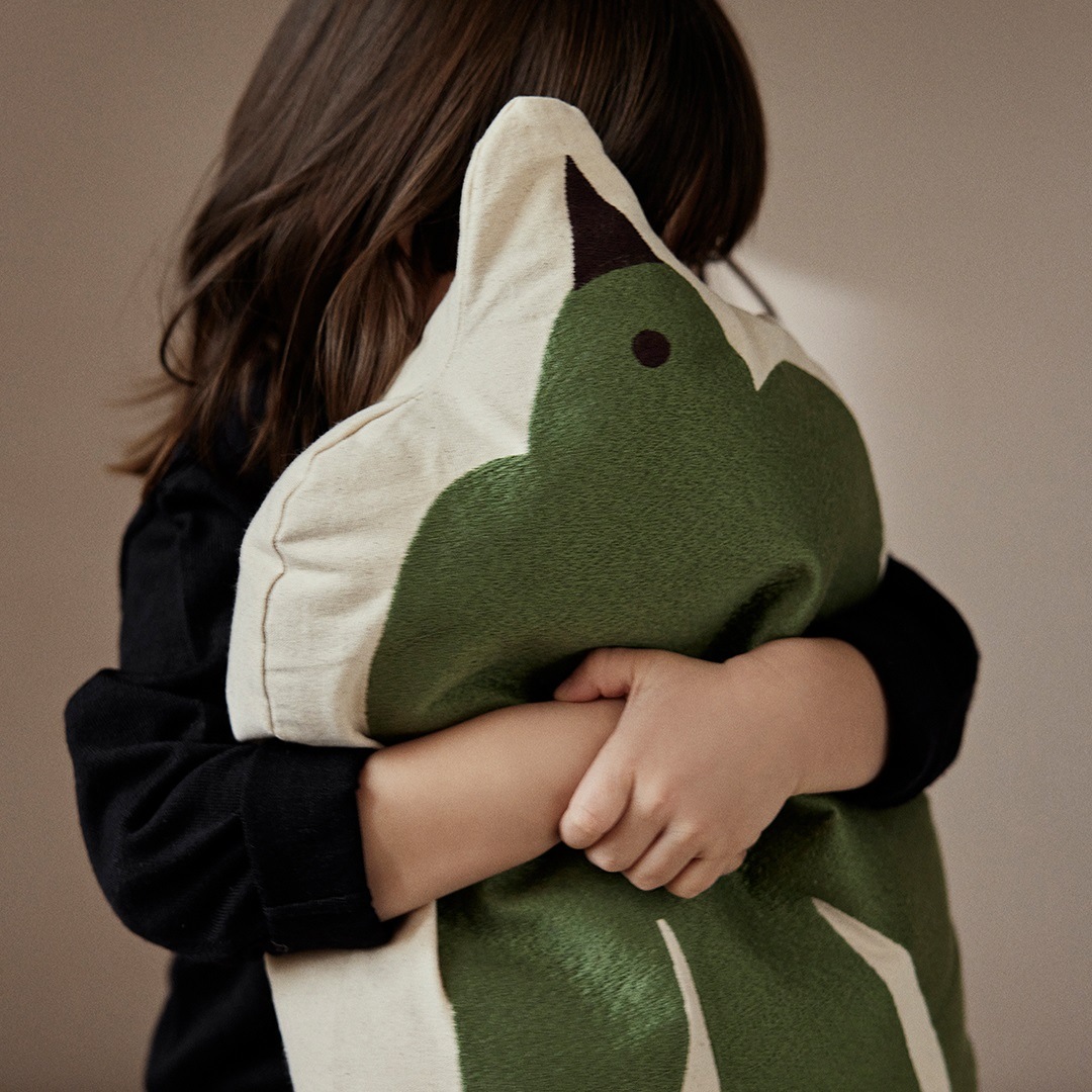 �ڤ櫓���ꡦ50%OFF��Ferm Living Swif Bird Cushion �������� �С��ɥ��å���� ���ܥ��ɥ��꡼�� �٥����ɥ��쥤 ����С��ե����� �̲� ����ƥꥢ �ե������ӥ� ������������Ź��