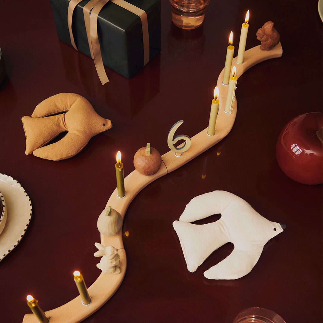 �ڹ���߸ˤ���� Ferm Living (�ե������ӥ�) Loopi Celebration Ring (�롼�� ����֥졼�������) �̲�/����ƥꥢ/������/�Ҷ�/������������Ź��