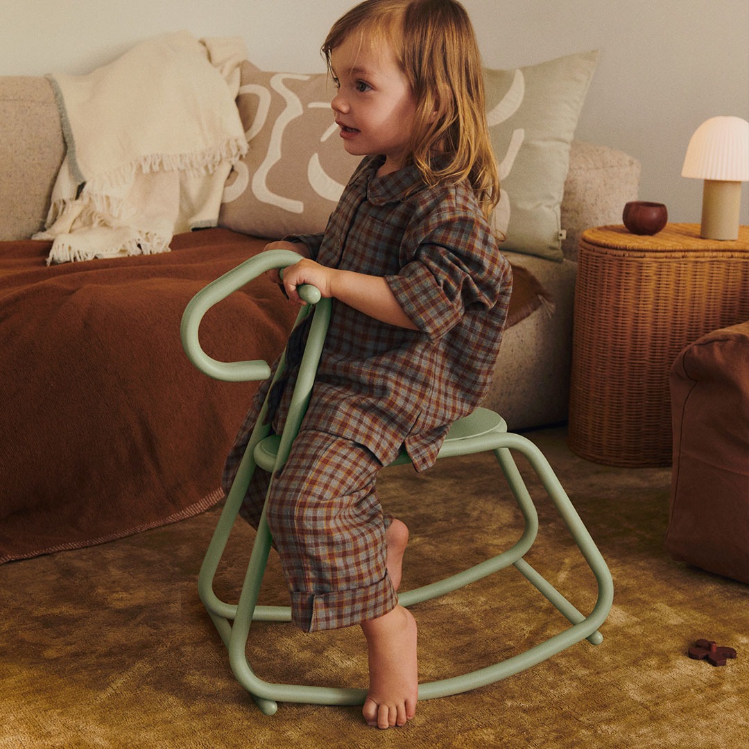 �ڤ����󤻡� Ferm Living (�ե������ӥ�) Lussi Rocking Horse (��å� ���å��󥰥ۡ���) �����ߥ�/������/�ƥ������꡼�� �̲�/����ƥꥢ/����/�Ҷ�/������������Ź��