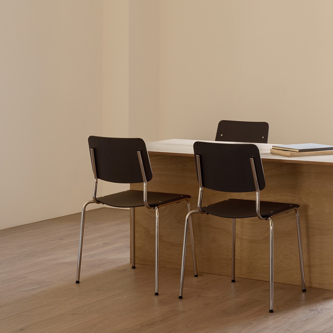 �ڤ����󤻡�esaila (��������) Fore Chair (�ե��� ������) �����å���ɥ�����/�֥�å�������/���졼������ �֥�å��ե졼��/��������ե졼�� ����ƥꥢ/�ػ�/������������Ź��