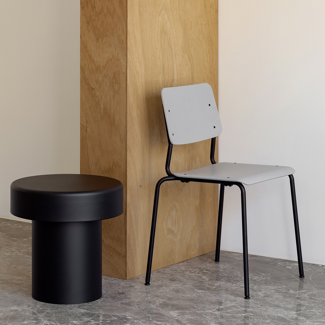 �ڤ����󤻡�esaila (��������) Fore Chair (�ե��� ������) �����å���ɥ�����/�֥�å�������/���졼������ �֥�å��ե졼��/��������ե졼�� ����ƥꥢ/�ػ�/������������Ź��