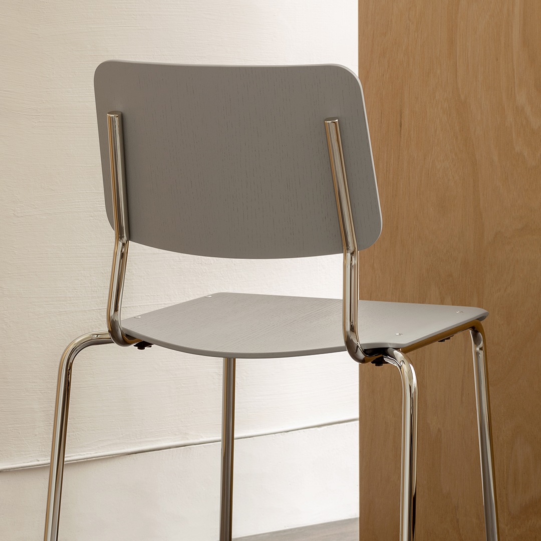 �ڤ����󤻡�esaila (��������) Fore Chair (�ե��� ������) �����å���ɥ�����/�֥�å�������/���졼������ �֥�å��ե졼��/��������ե졼�� ����ƥꥢ/�ػ�/������������Ź��