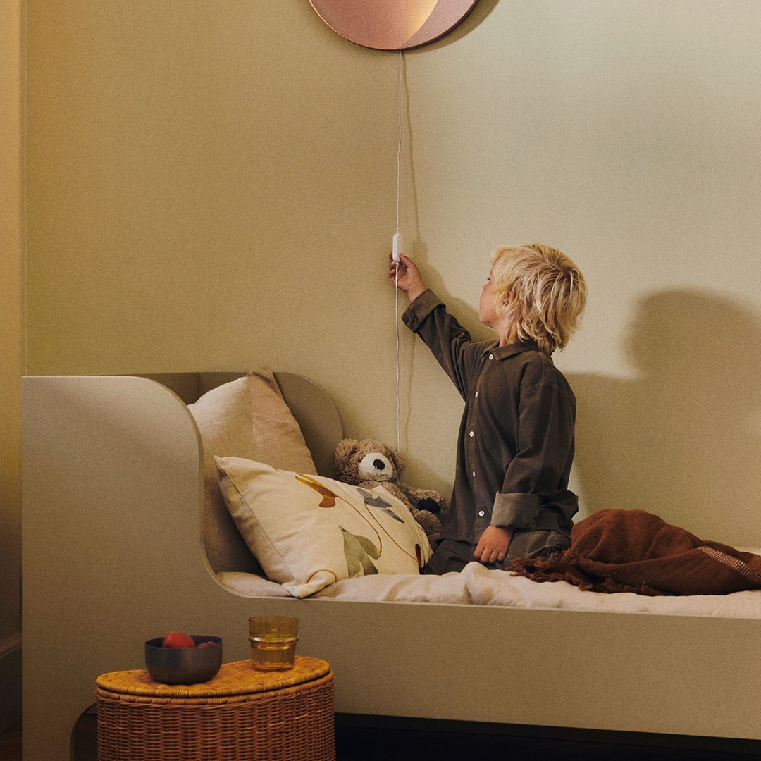 �ڤ����󤻡� Ferm Living (�ե������ӥ�) Swif Bird Embroidered Cushion (�������� �С��� ����֥��������� ���å����) 60��40cm �̲�/����ƥꥢ/�Ҷ�����/������������Ź��