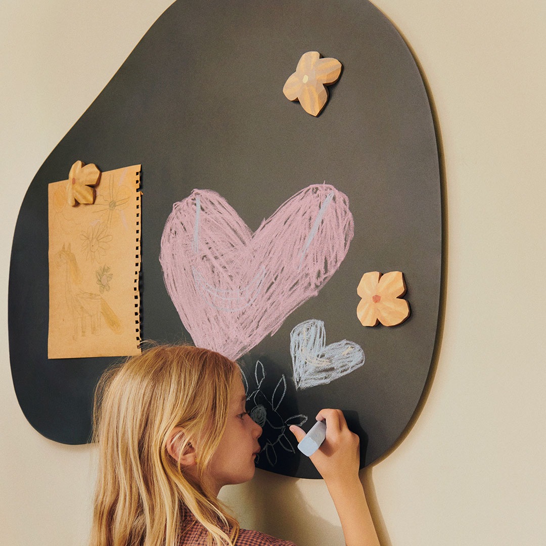 �ڤ����󤻡� Ferm Living (�ե������ӥ�) Poesi Hand carved Magnets (�ݥ��� �ϥ�ɥ����֥� �ޥ��ͥå�) 3�ĥ��å� �̲�/����ƥꥢ/����/������������Ź��