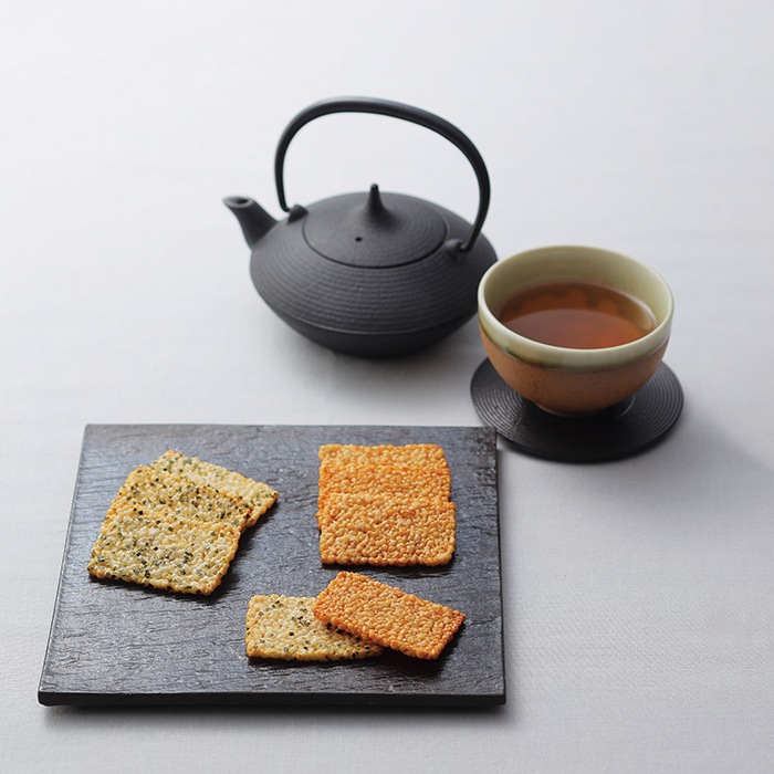 お茶セット 赤坂慶長とお茶セット（静岡銘茶 初摘み） OSK-CE