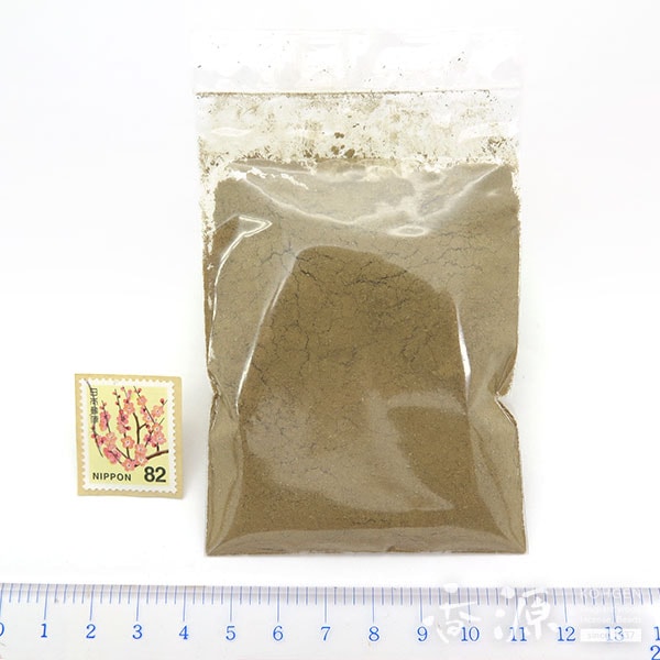沈香　粉末状の香料 48g 沈香 粉末状の香料 48g 天然香原料・粉末（練香・線香用） 沈香