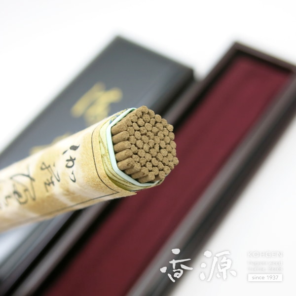最高級線香 日本香堂謹製【伽羅荷葉(きゃらかよう)】 定価12.1万円 伽羅荷葉(かよう) 長寸1把入 | 高級線香 | ￥7,000? | お線香