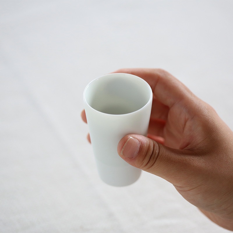 玉製の杯4個 柳瀬美術店 / 松田百合子「盃（筒）」共箱[MATSUDA Yuriko]Sake cup