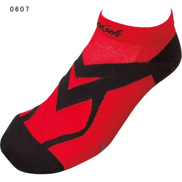 エヴォスピード400ニトロ2 レーシングソックス ランニングソックス PUMA公式】ユニセックス ランニング エヴォスピード 400 ニトロ