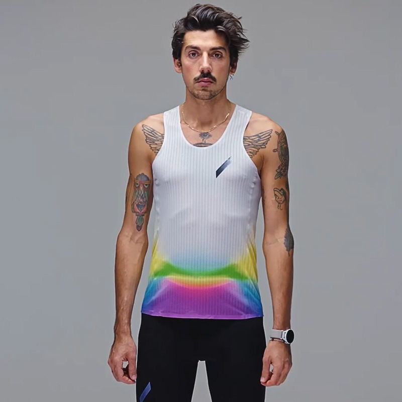 20%OFF  SOAR Running Mens Race Vest ��󥺥��˥󥰥����� wsom(ss25sv1mwhirainbow)  ����饤����� 2502wtk soarhs ���ʸ��Բ�