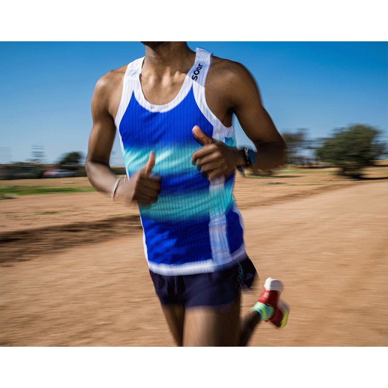 20%OFF  SOAR Running Mens Race Vest ��󥺥��˥󥰥����� wsom(ss25sv1mwhirainbow)  ����饤����� 2502wtk soarhs ���ʸ��Բ�