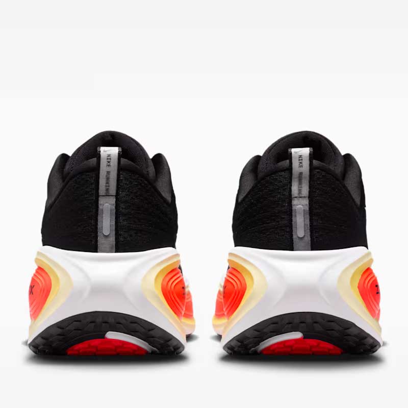 ナイキ ボメロ プラス メンズ ロード ランニングシューズ HV8150-009