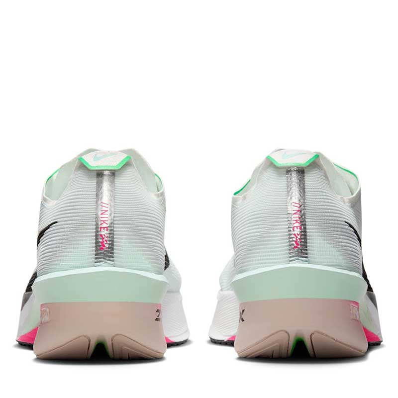 ヴェイパーフライ4　NIKE　ウィメンズ　26.0㎝ SteP MALL ONLINE SHOP / 【19％OFF】[NIKE]ナイキ ウィメンズ