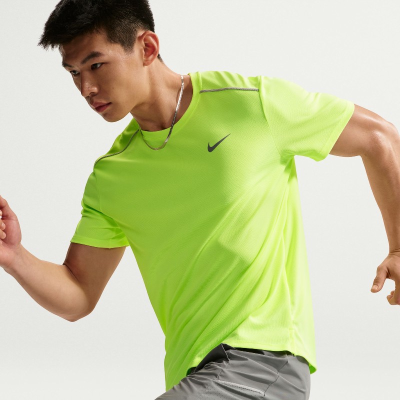 【希少XL】NIKE DRI-FIT ランニング　トレーニングウェア　エレメント NIKE ナイキ UVマイラー SS Dri-FIT メンズランニングウェア miler