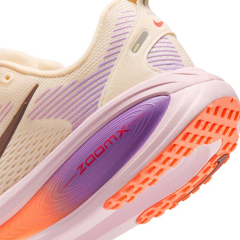 ナイキ ウィメンズ ボメロ 18 NIKE VOMERO 18 W ロード ランニング