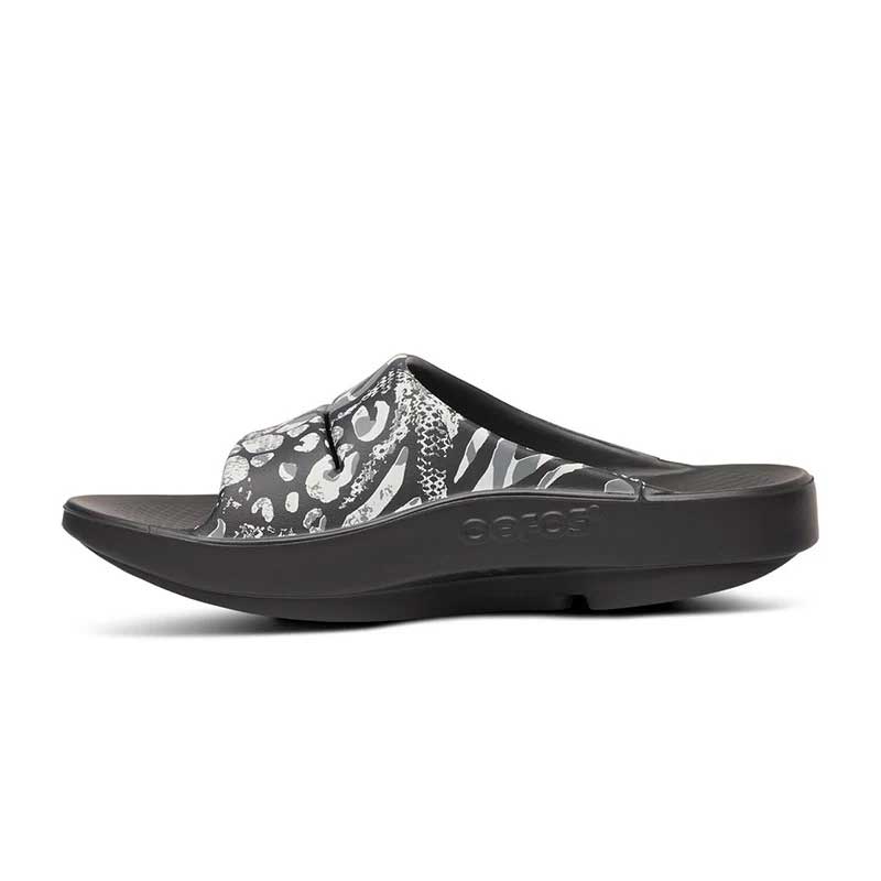 ⭐︎新品未使用⭐︎OOFOS ブラック OOmega OOahh Luxe - Black Sparkle – OOFOSオフィシャルサイト