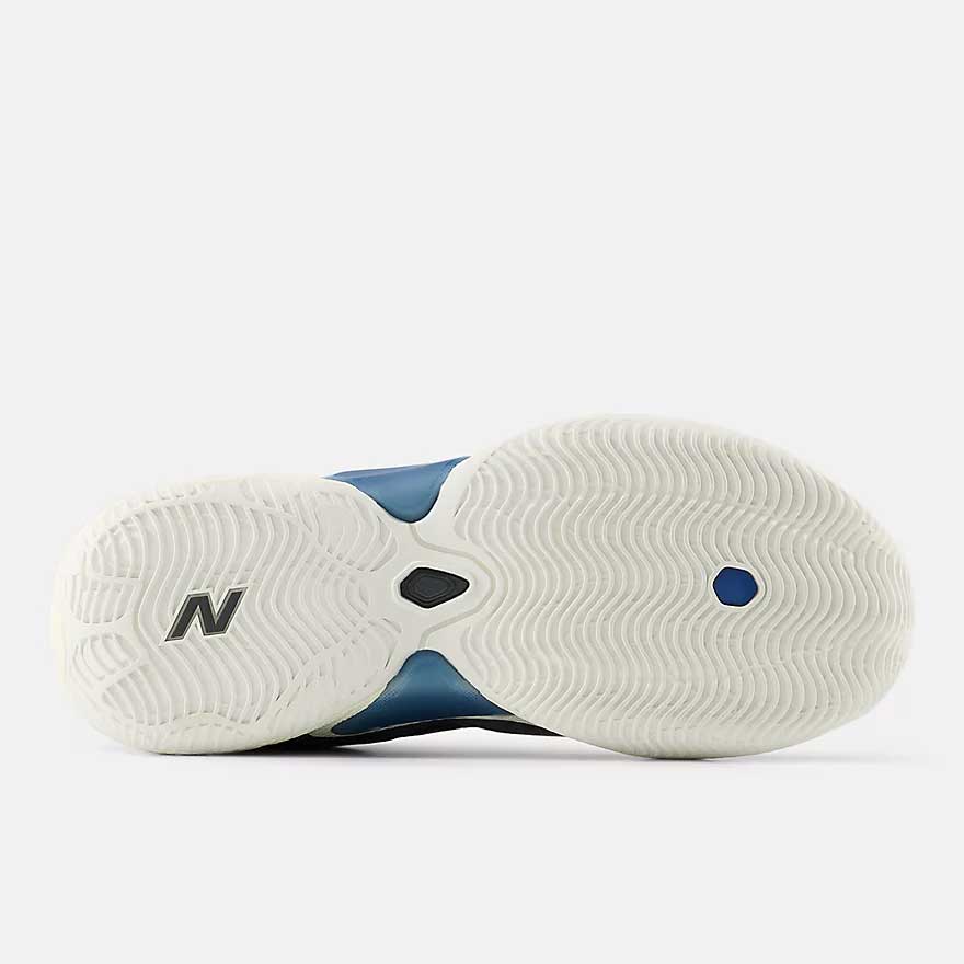 ニューバランス バスケットボールシューズ FRESH FOAM BB V3 BBFRSSH3