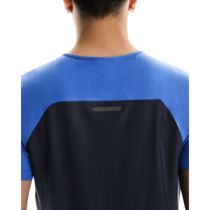 on performance-T 新品未使用 オン パフォーマンス On オン Performance-T パフォーマンスT レディース Tシャツ