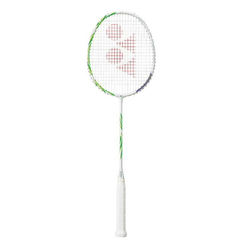 ヨネックス　アストロクス100 ゲーム　バドミントンラケット 4UG5　新品同様 YONEX バドミントンラケット ヨネックス アストロクス100ZX
