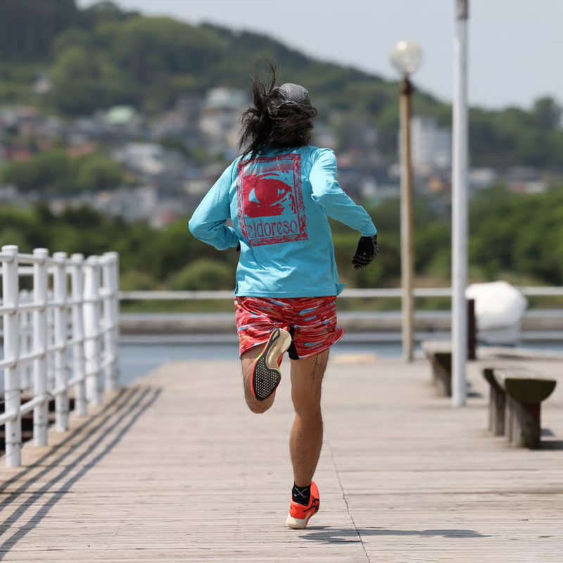 ELDORESO Watching Long Tee ����ɥ�å� ���˥� 2025FW(e1105225blue)