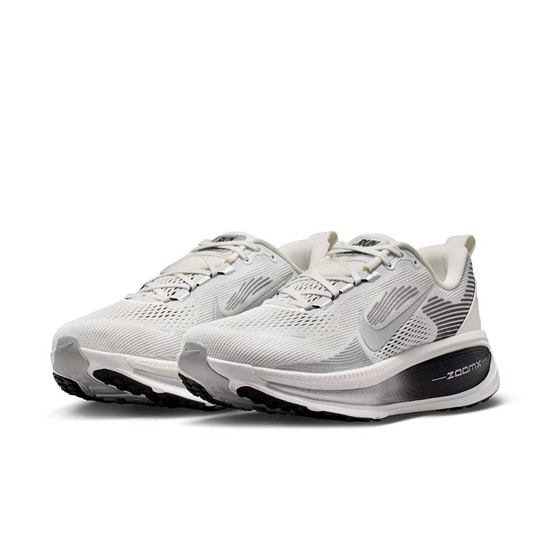 ナイキ ボメロ 18 NIKE VOMERO 18 メンズ ロード ランニングシューズ