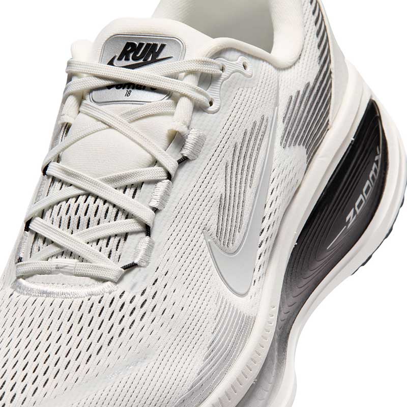 ナイキ ボメロ 18 NIKE VOMERO 18 メンズ ロード ランニングシューズ
