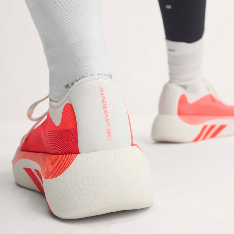 ���ǥ����� �ϥ��ѡ��֡����� ���å� ������� ���˥󥰥��塼�� kI4406 adidas HYPERBOOST EDGE 26fwar(ki4406)