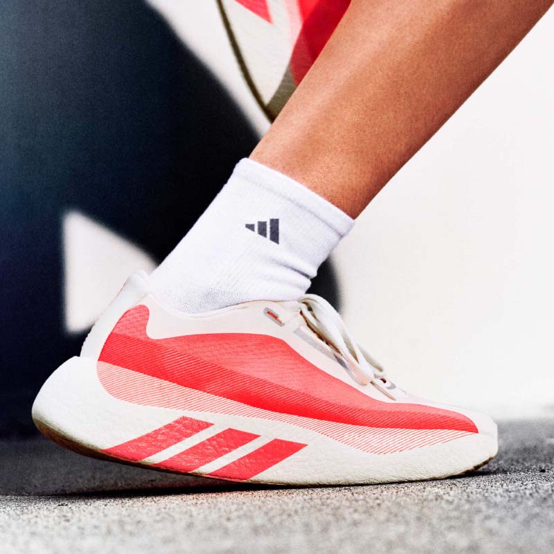 ���ǥ����� �ϥ��ѡ��֡����� ���å� ������� ���˥󥰥��塼�� kI4406 adidas HYPERBOOST EDGE 26fwar(ki4406)