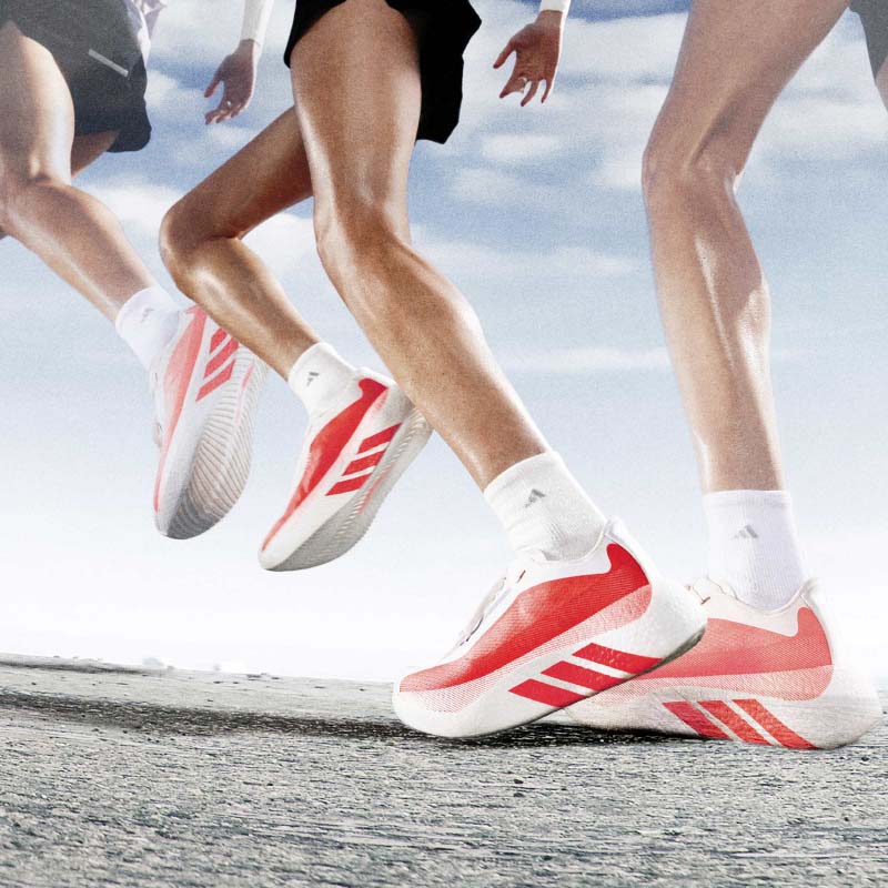 ���ǥ����� �ϥ��ѡ��֡����� ���å� ������� ���˥󥰥��塼�� kI4406 adidas HYPERBOOST EDGE 26fwar(ki4406)