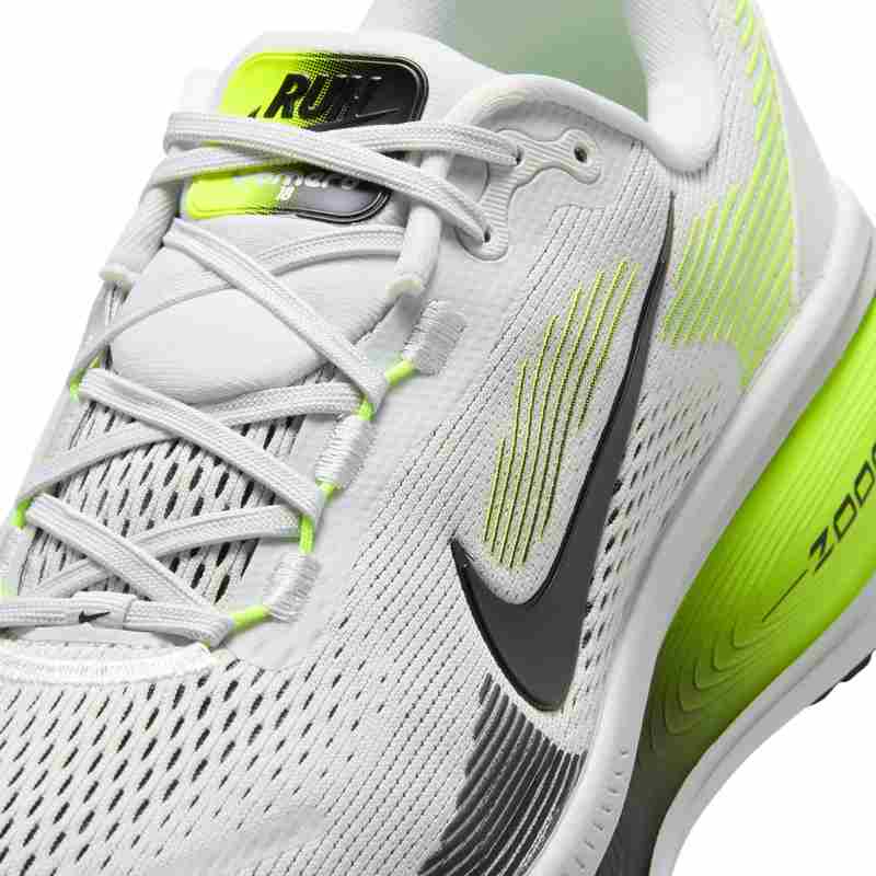 ナイキ ボメロ 18 メンズ ロード ランニングシューズ HM6803-021 NIKE
