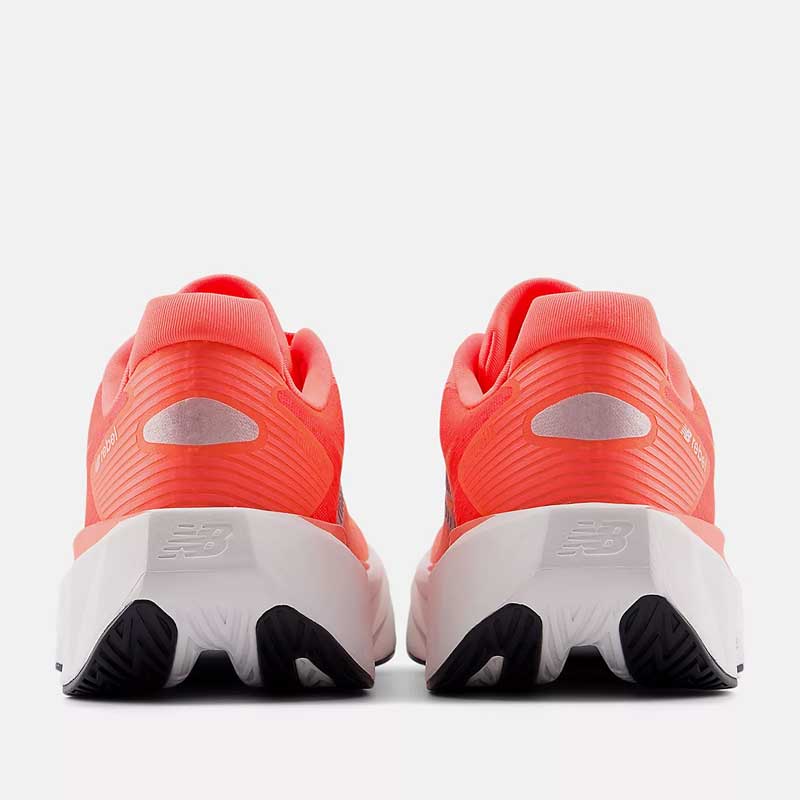 スパイク・シューズ New Balance FuelCell Rebel v5 ニューバランス ウィメンズ フューエルセル レベル V5 NB