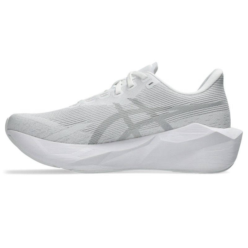 �����å��� �Υ����֥饹��6 ������� ���˥󥰥��塼�� 1012C008-100 asics NOVABLAST6 26faasr(1012c008100)