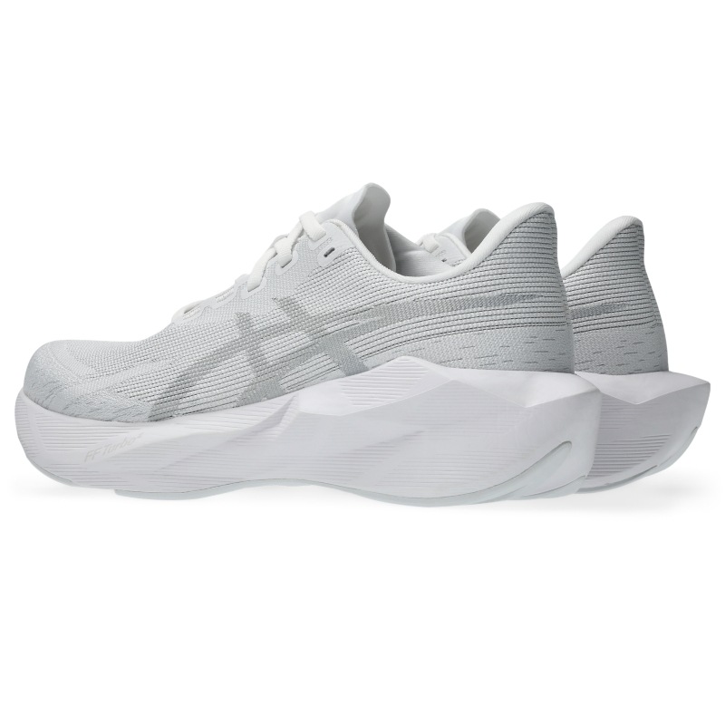 �����å��� �Υ����֥饹��6 ������� ���˥󥰥��塼�� 1012C008-100 asics NOVABLAST6 26faasr(1012c008100)