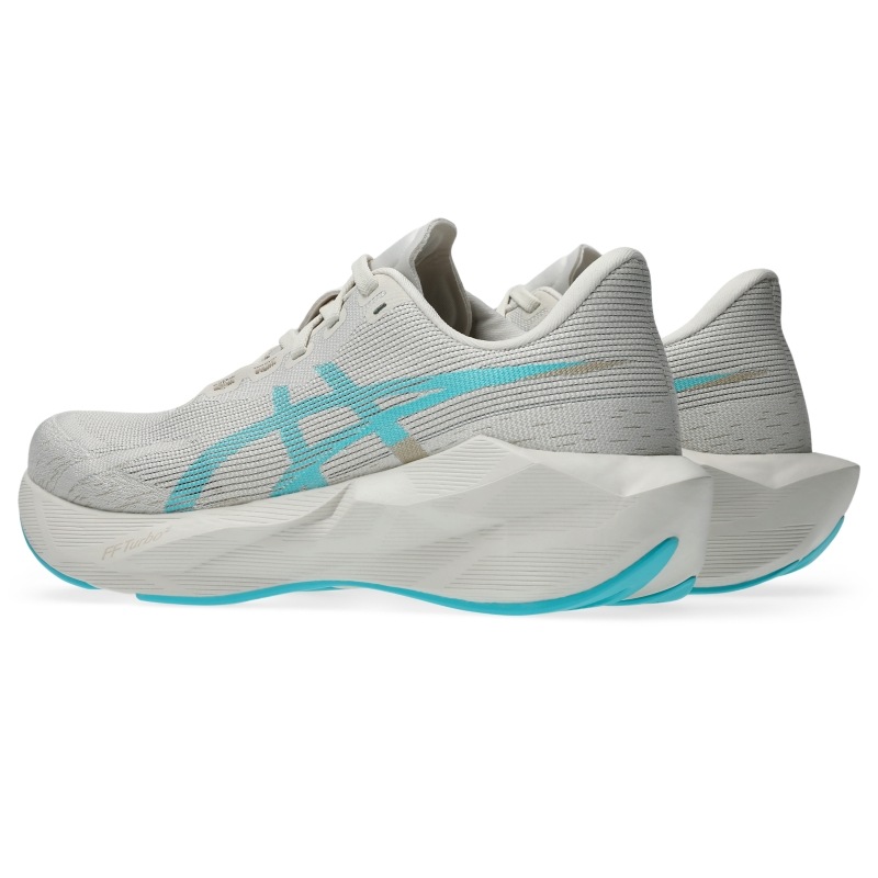�����å��� �Υ����֥饹��6 ������� ���˥󥰥��塼�� 1012C008-250 asics NOVABLAST6 26faasr(1012c008250)