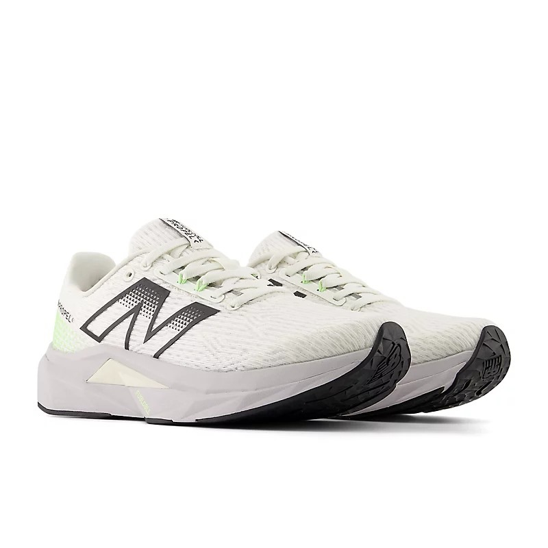 ニューバランス　フューエルセルプロペル5 ランニングシューズ　ヴェイパーフライ New Balance ニューバランス FuelCell Propel v5 フューエルセル
