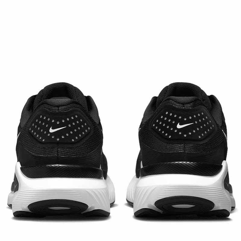 NIKE - ◆ナイキ　 ランニングシューズ　26㎝　メンズ　未使用品 ナイキ（NIKE）（メンズ）ランニングシューズ ジョギング