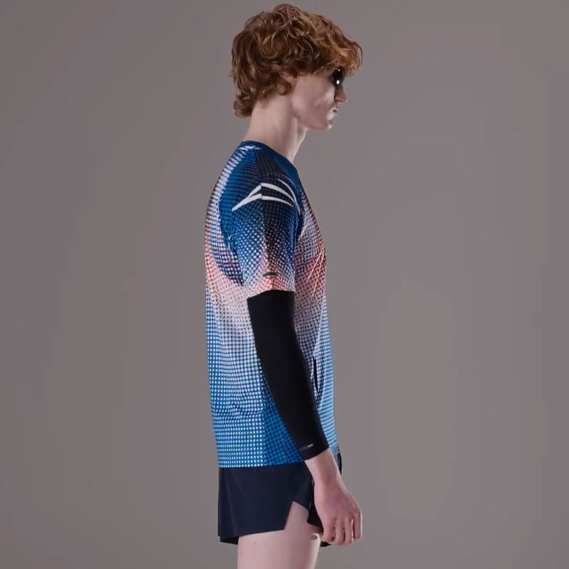SOAR Running Mens Printed Tech T Blue Black Dots メンズランニング