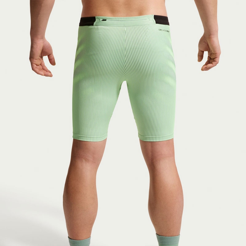 ナイキ エアロスイフト　L NIKE公式】ナイキ エアロスイフト メンズ Dri-FIT ADV ショート