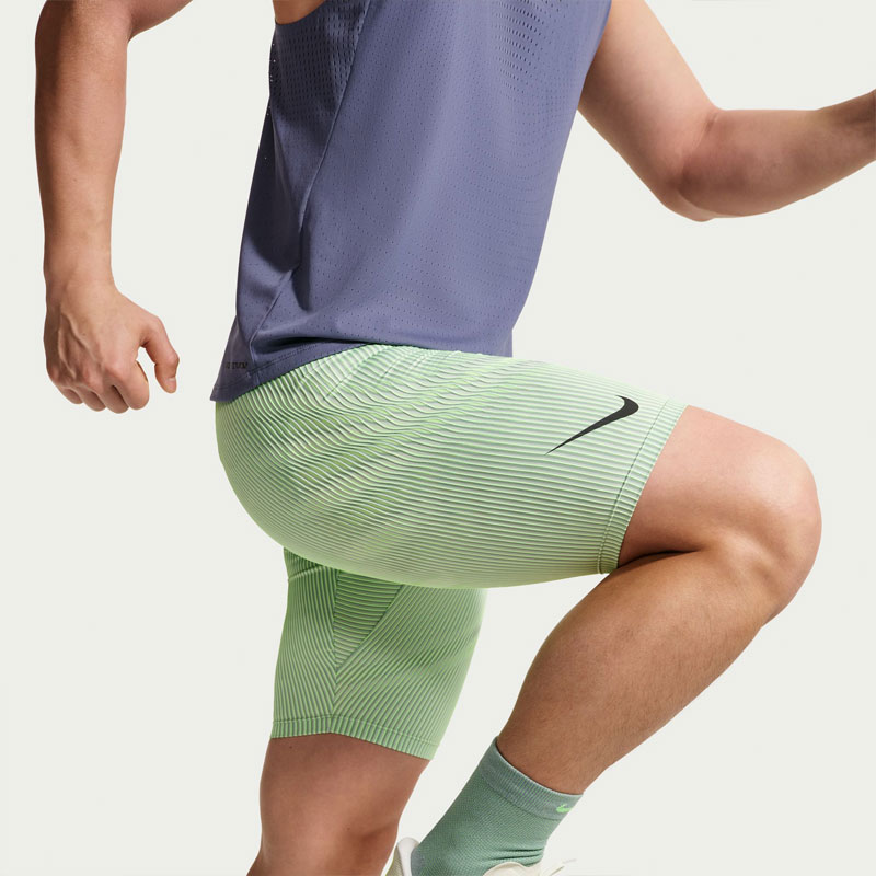 NIKE エアロスイフト　ハーフタイツ　Mサイズ Nike エアロスイフト ハーフ タイツ M ブラック マラソン スパッツ M