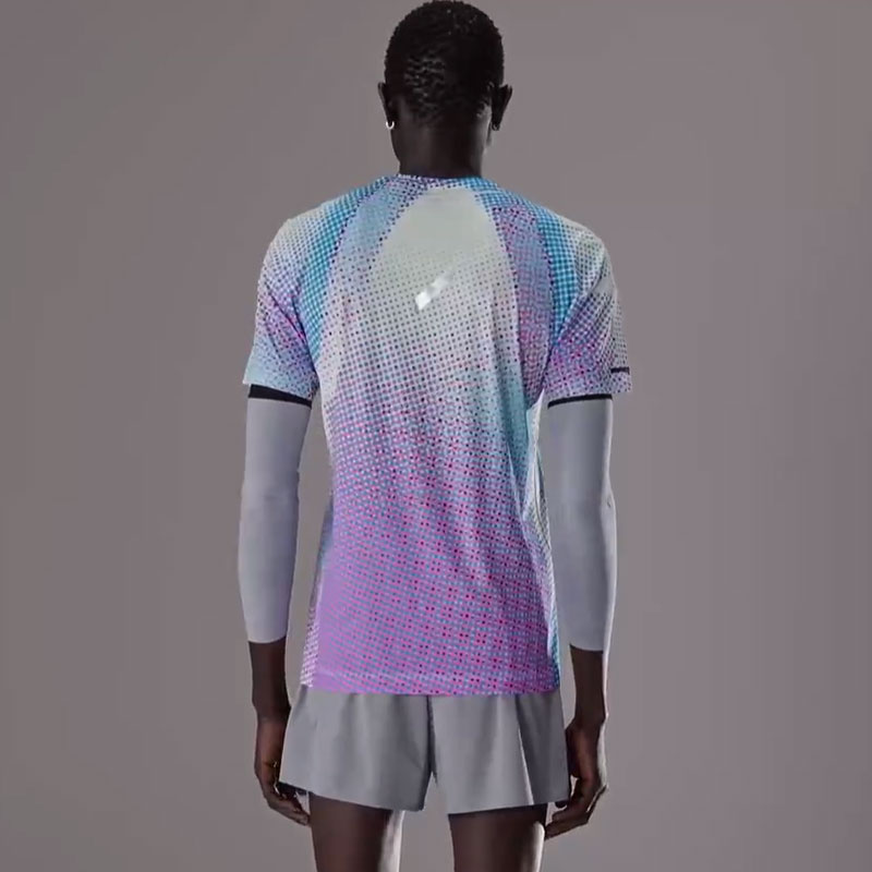 SOAR Running Mens Printed Tech T Blue Magenta メンズランニング