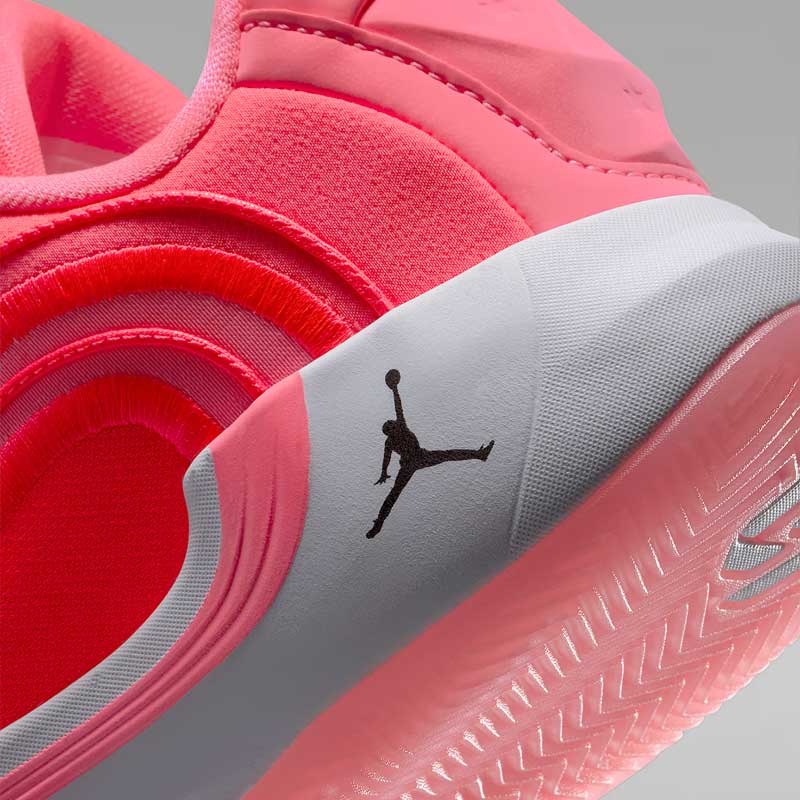 ジョーダン ルカ 4 GS HJ5225-600 ジュニア バスケットボール