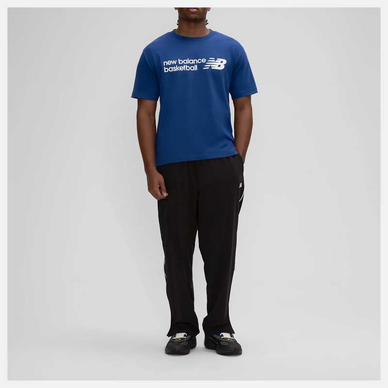 ニューバランス Logo Graphic T-Shirt メンズバスケットボールウェア