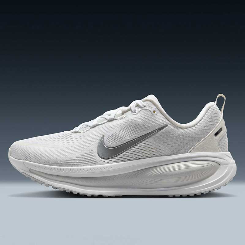 Nike VOMERO 18ランニングシューズ 25.5㎝ NIKE公式】ナイキ ボメロ 18 ウィメンズ ロード ランニング