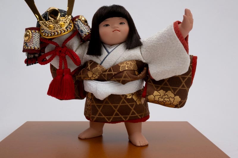 五号金太兜モダンブラウン（正絹）（衣裳着ケース）