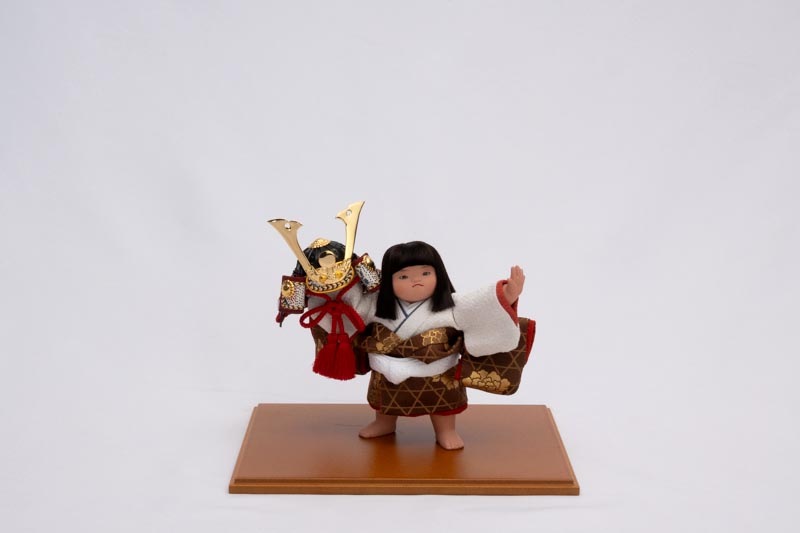 五号金太兜モダンブラウン（正絹）（衣裳着ケース）
