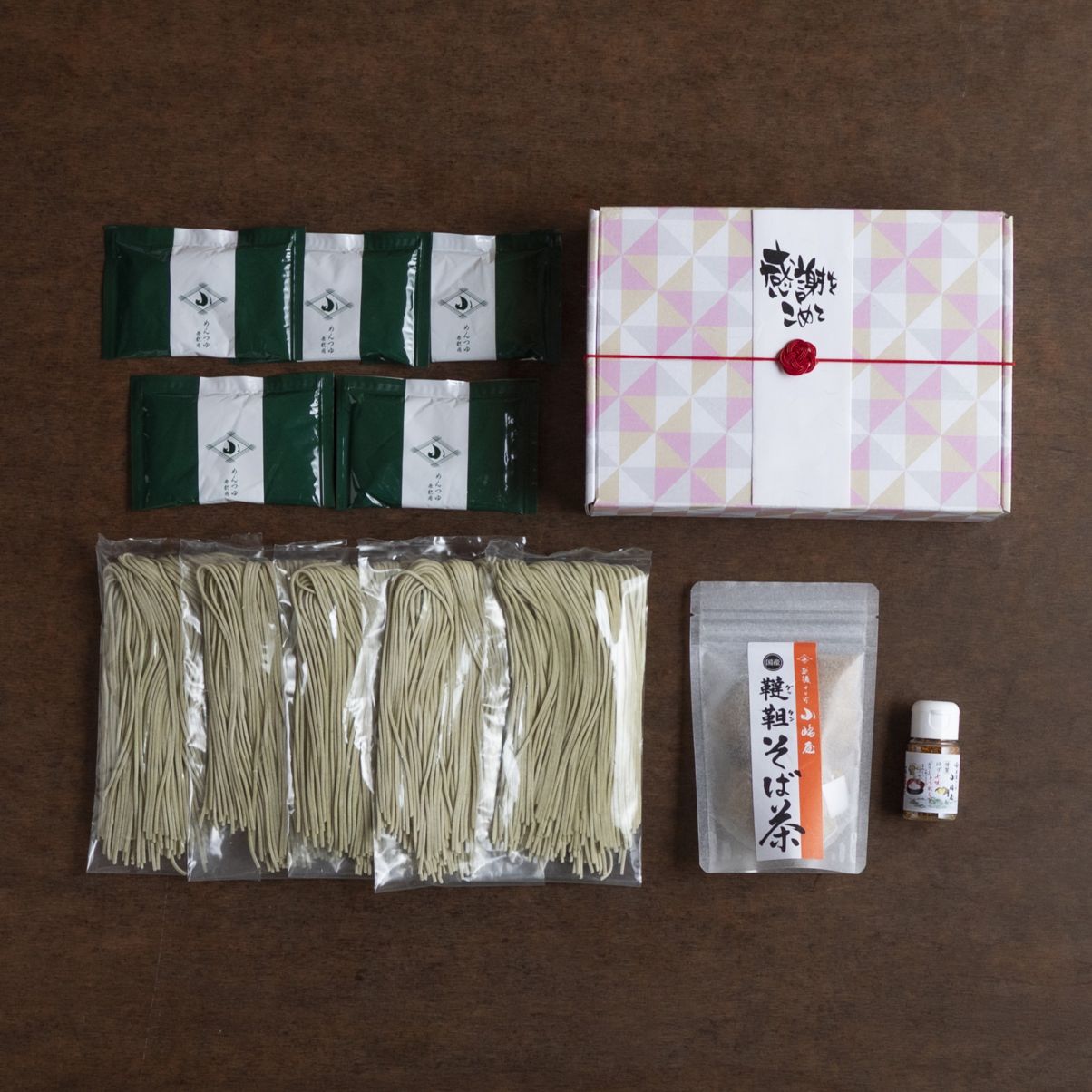 【父の日限定送料無料】半生へぎそば5袋・つゆ5袋・韃靼そば茶1袋セット（ミニゆず七味付き）