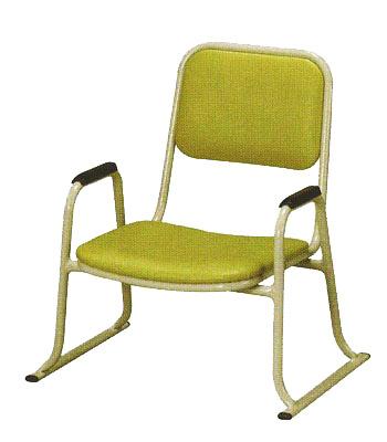 【社寺用/在家用/和室設備】 本堂椅子(畳の上で使える椅子) 幅53cm×奥行48cm×高さ59cm(座面高26cm) [アルミ製] 背もたれ・肘掛け付き 本堂用椅子/アームチェア 