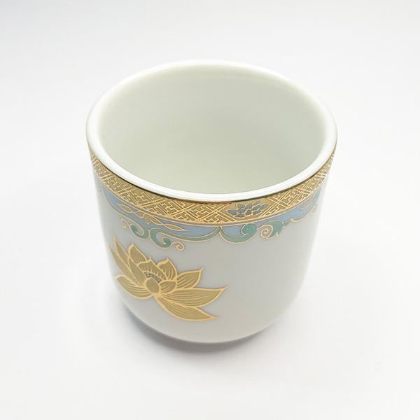 茶湯器/湯のみ/ゆのみ】湯呑み 金彩蓮(彩色+金の蓮) 2.0寸 | 家庭用