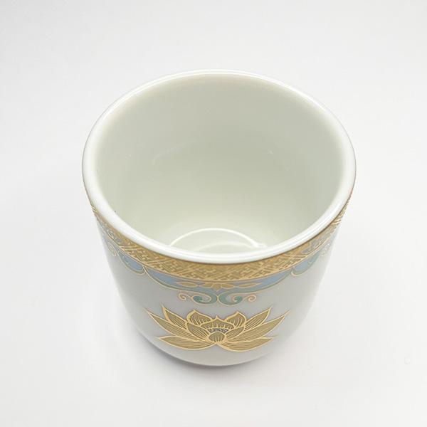 茶湯器/湯のみ/ゆのみ】湯呑み 金彩蓮(彩色+金の蓮) 2.0寸 | 家庭用